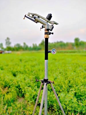 Simulates Natural Rainfall